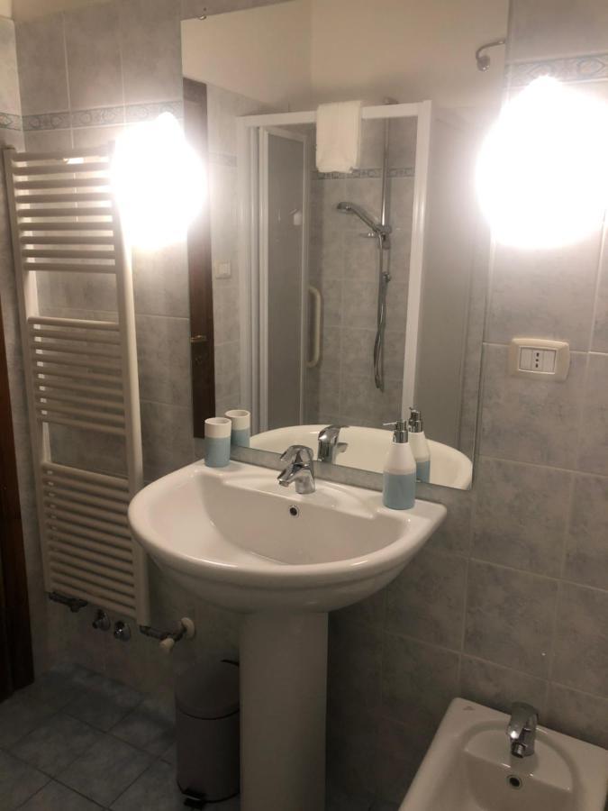 אסקולי פיצ'נו Porta Della Musa מראה חיצוני תמונה